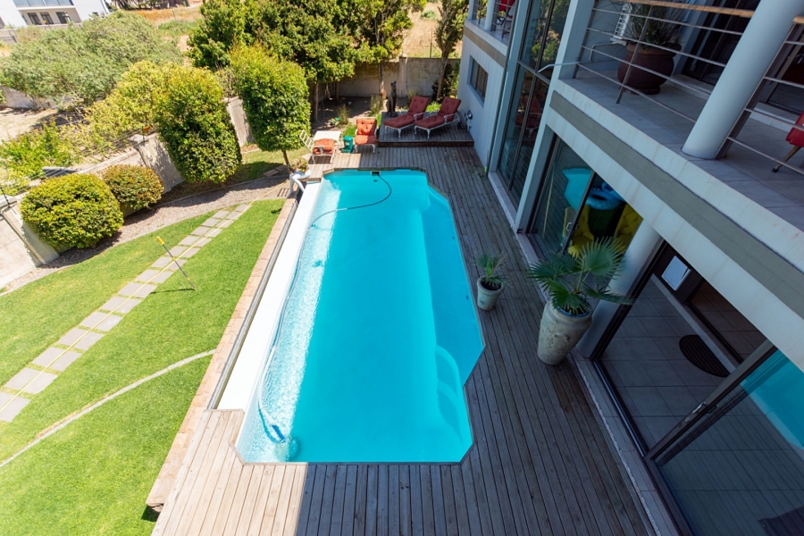 4 Bedroom Property for Sale in Myburgh Park Western Cape